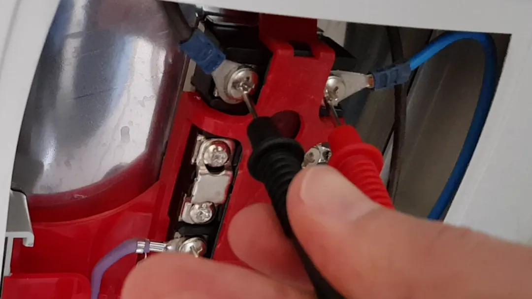 Using a multimeter to get voltage on the water heater